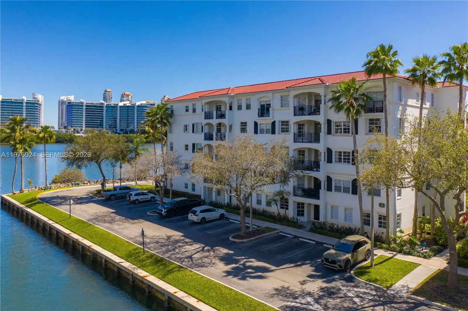 3255 NE 184th St # 12101, Aventura FL 33160 photo 3