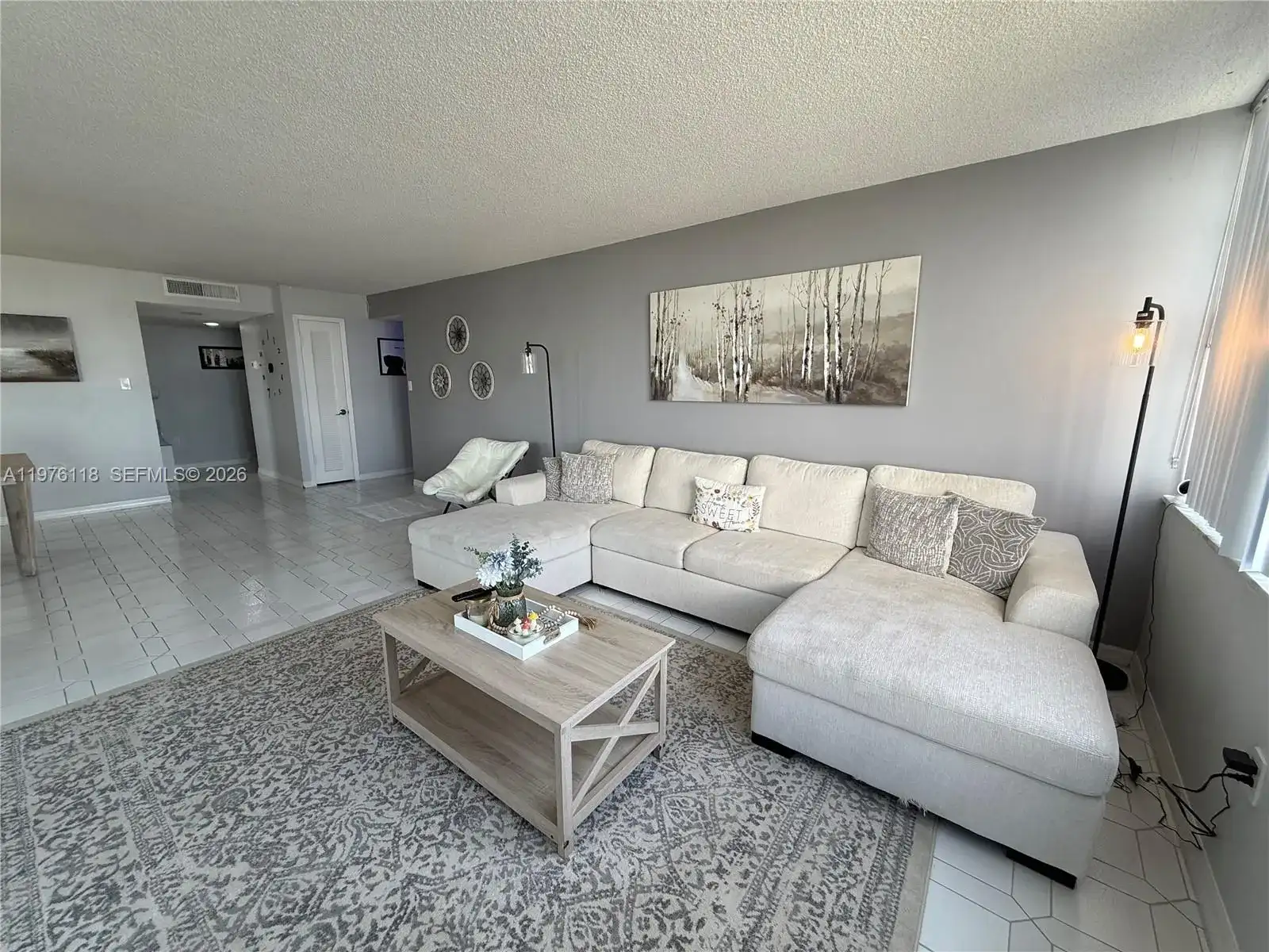 18011 Biscayne Blvd # 805, Aventura FL 33160 photo 3
