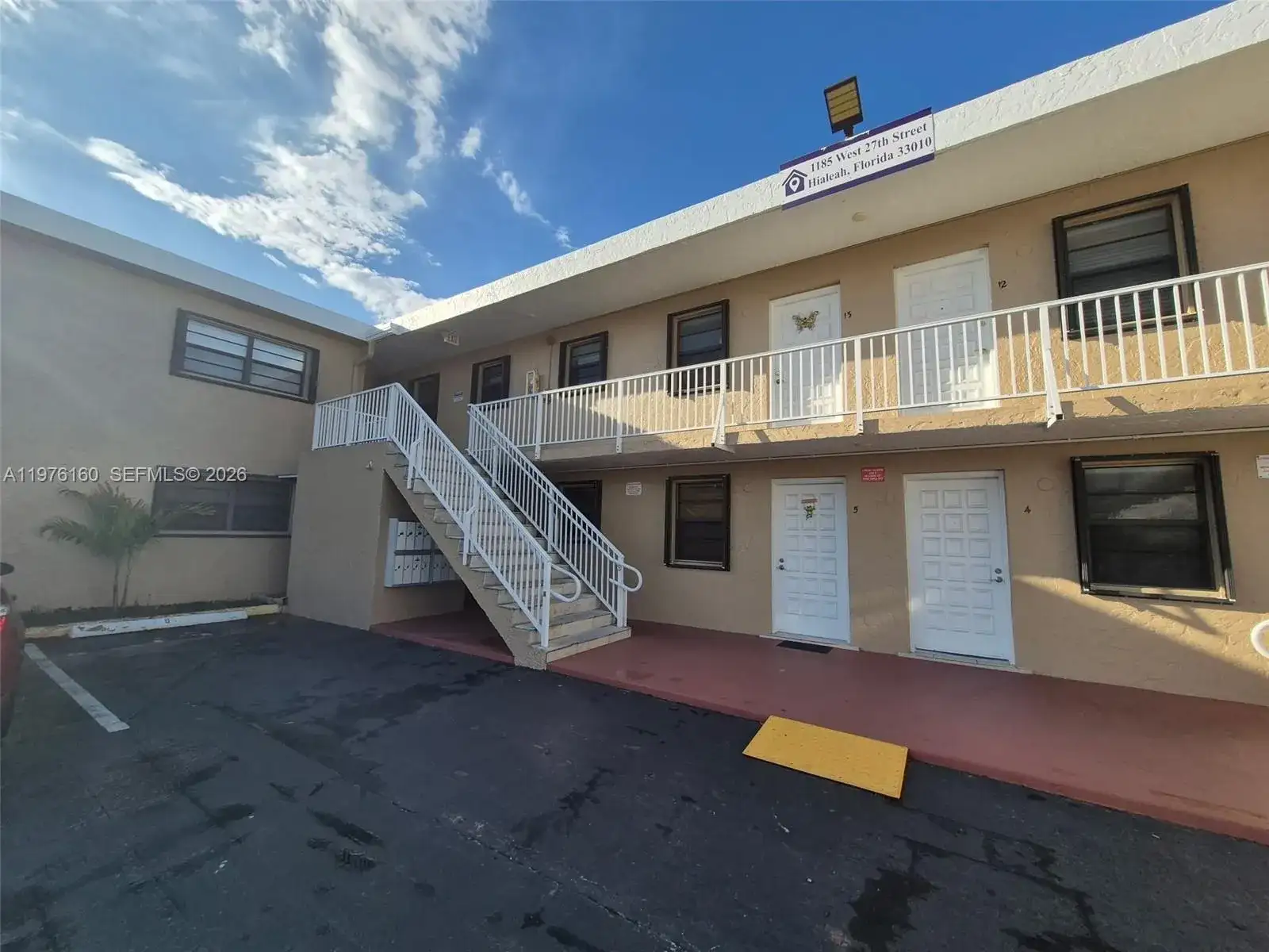 1185 W 27th St, Hialeah FL 33010 photo 2