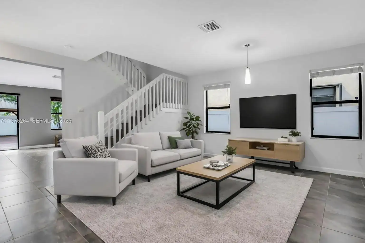 3440 W 100th Ter, Hialeah FL 33018 photo 5