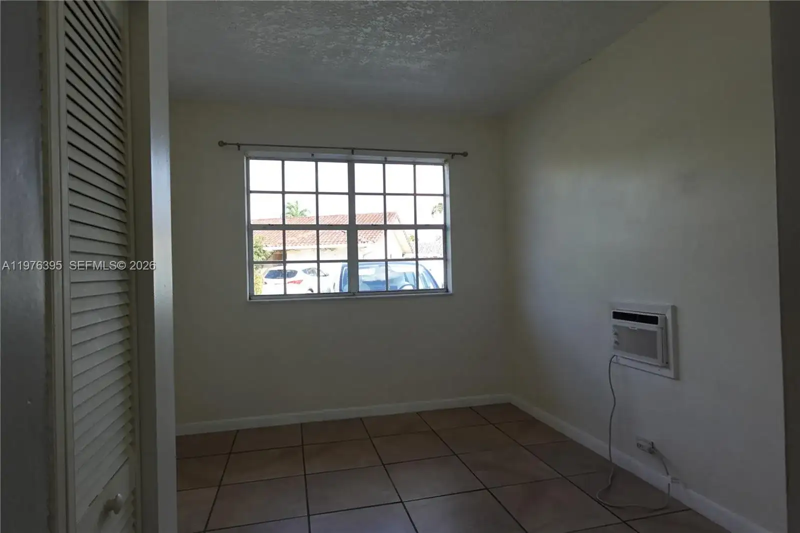 11262 SW 74th St # 0, Miami FL 33173 photo 4