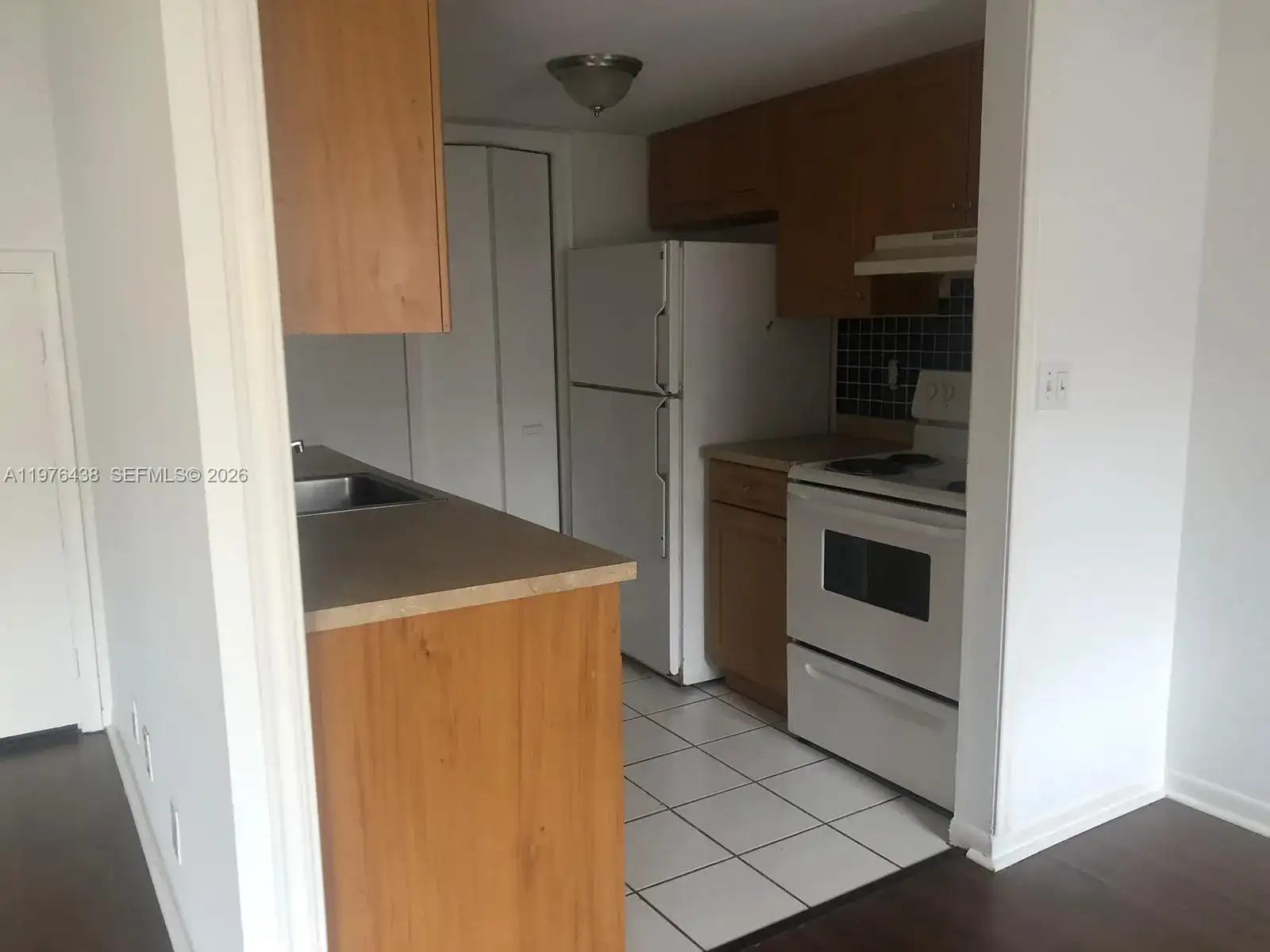 6603 Winfield Blvd, Margate FL 33063 photo 4