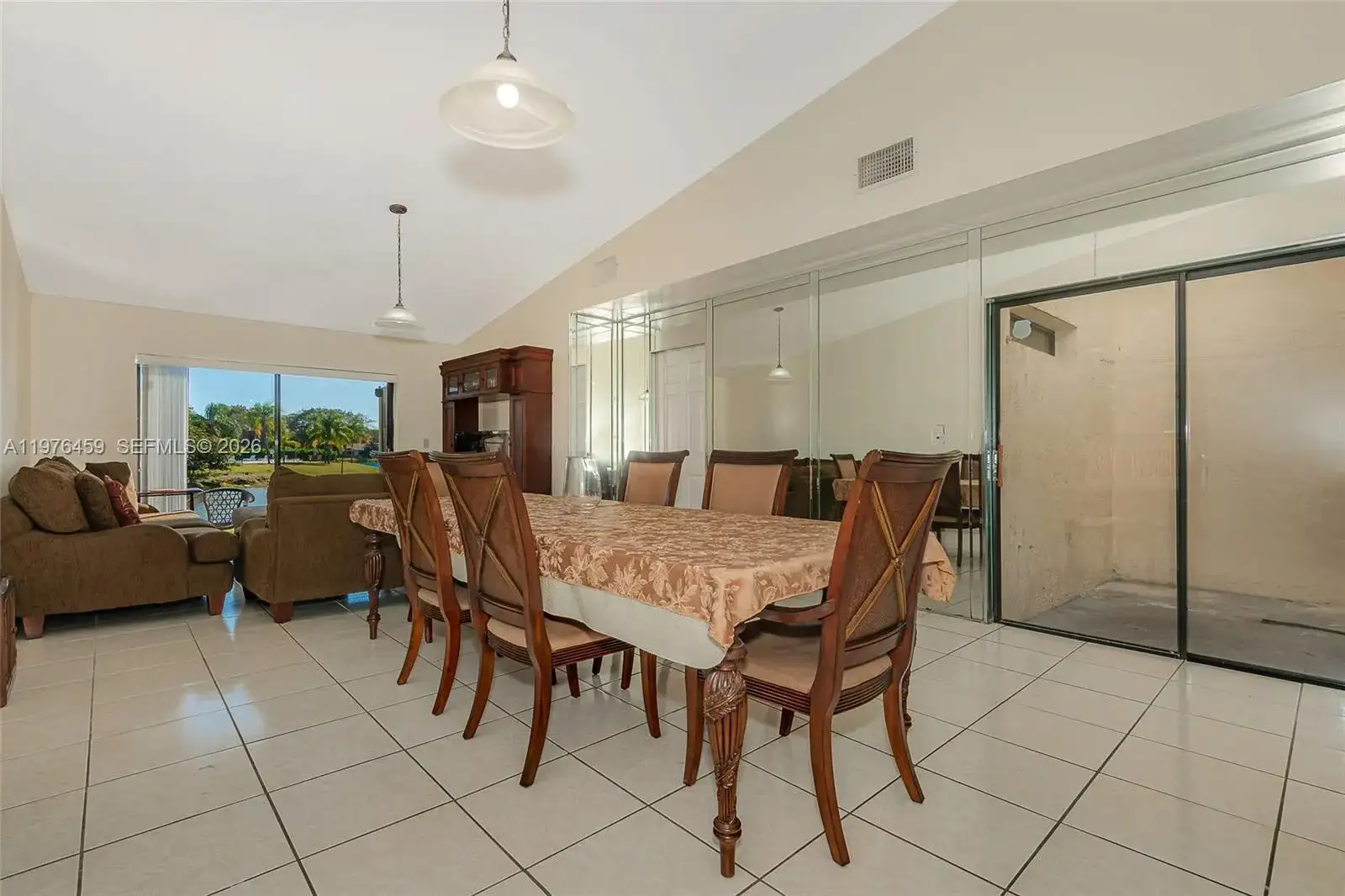 840 SW 120th Way, Davie FL 33325 photo 2
