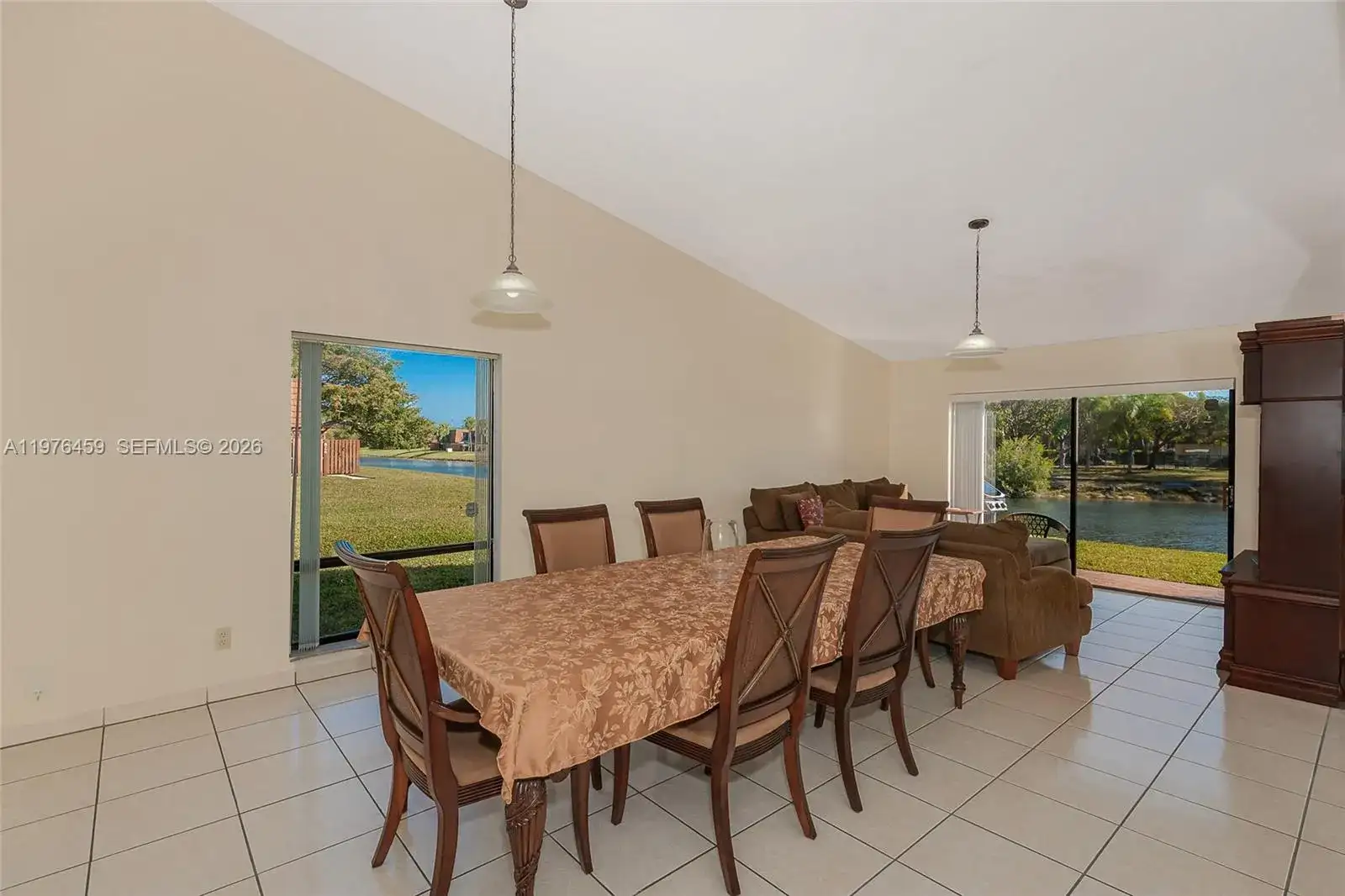 840 SW 120th Way, Davie FL 33325 photo 3