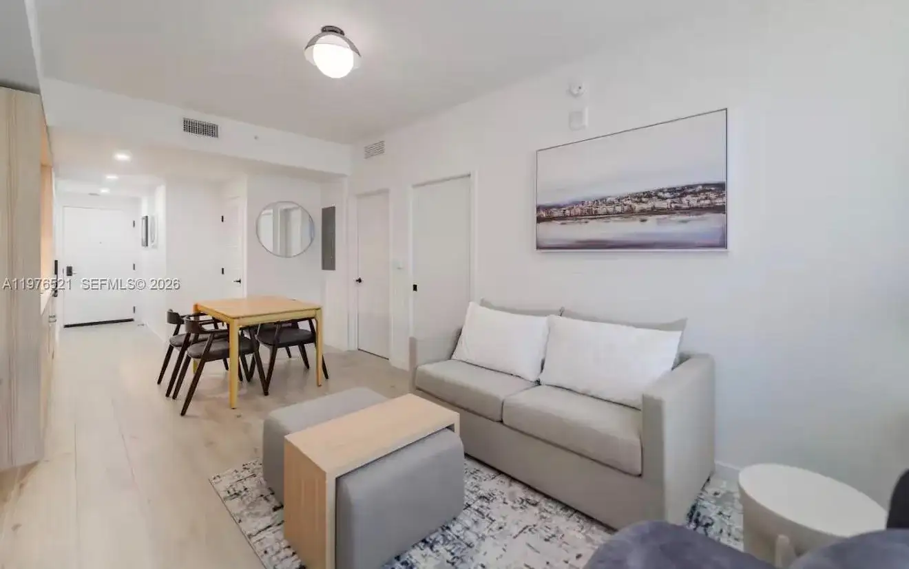 225 N Miami Ave # 1103, Miami FL 33128 photo 4