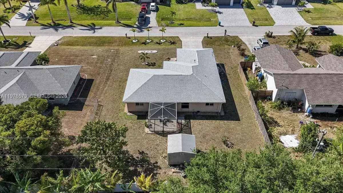 1205 SW 29 Ter, Cape Coral FL 33914 photo 5