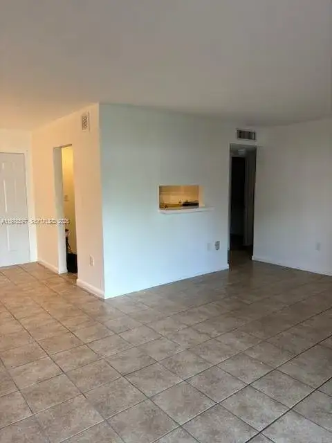 9493 SW 76th St # L4, Miami FL 33173 photo 3