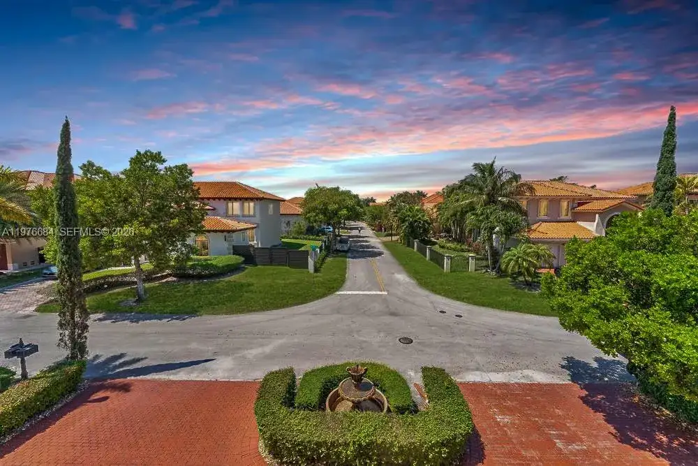 18821 SW 74th Ct, Cutler Bay FL 33157 photo 5