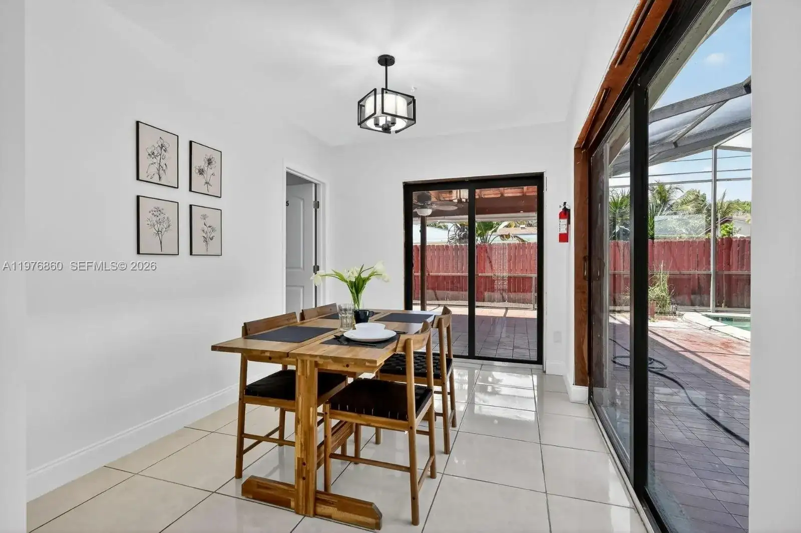 245 NE 175th St, North Miami Beach FL 33162 photo 3