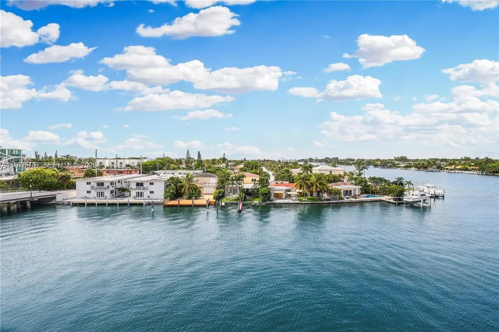 8530 Byron Ave # 402, Miami Beach FL 33141 photo 4