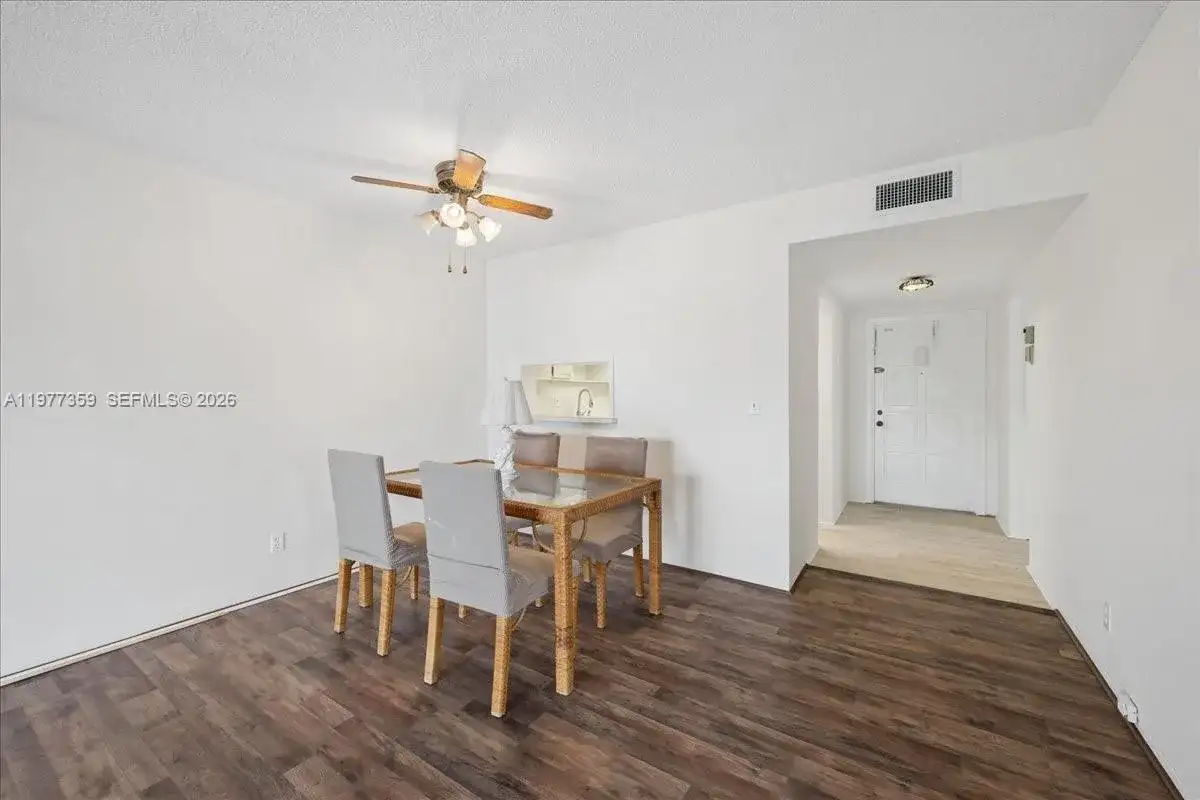 1200 Hillcrest Ct # 315, Hollywood FL 33021 photo 3