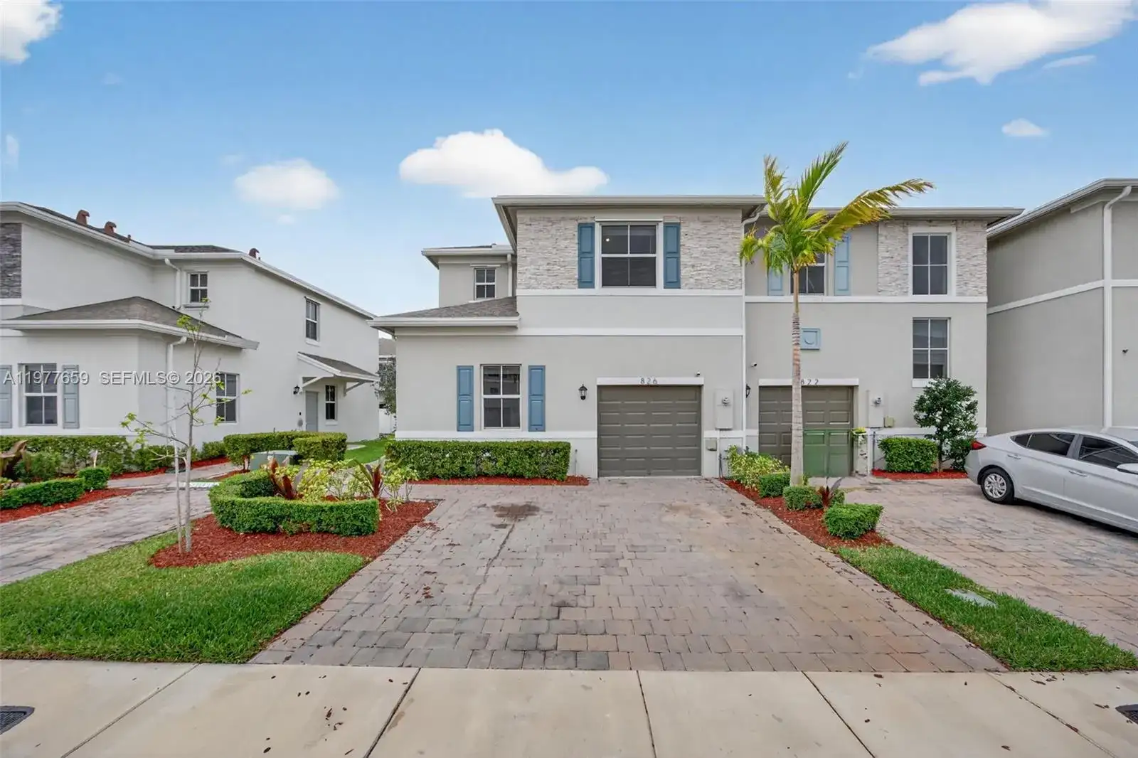 826 SE 17th St, Homestead FL 33034 photo 2