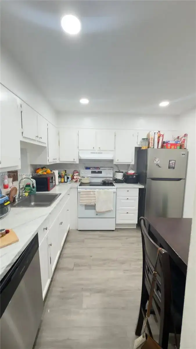 11925 NE 2nd Ave # B207, North Miami FL 33161 photo 4