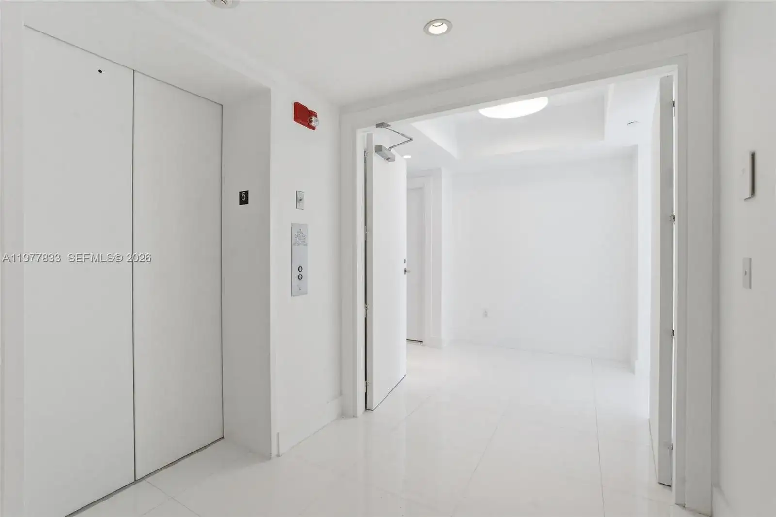 2627 S Bayshore Dr # 501, Miami FL 33133 photo 2