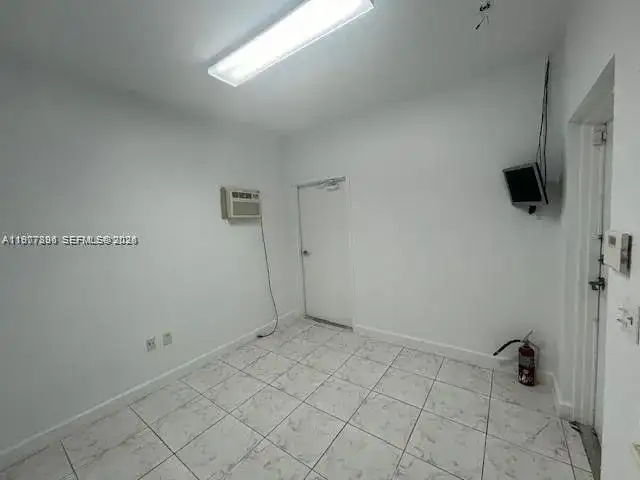 16205 SW 117th Ave # 24, Miami FL 33177 photo 3