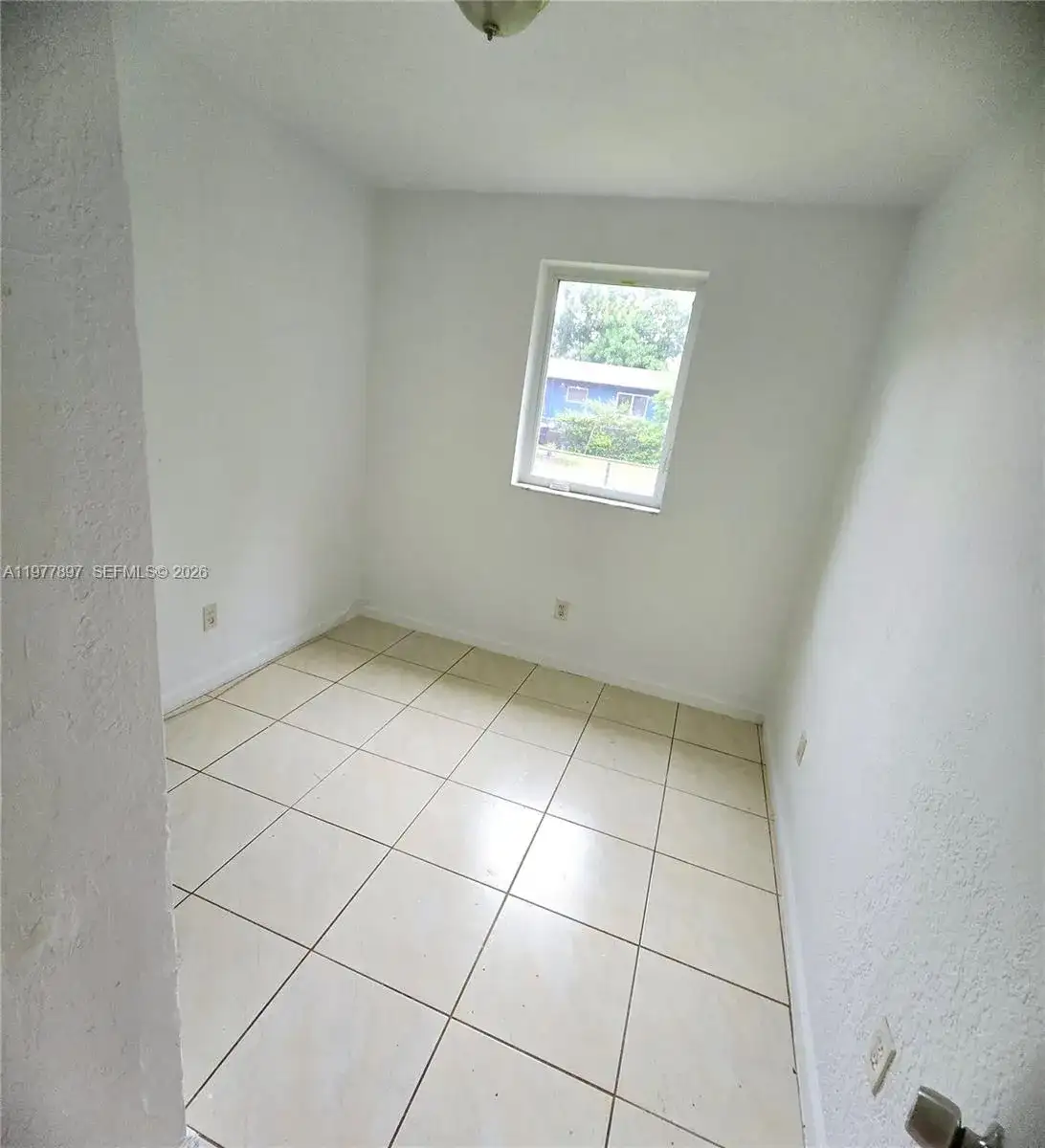 1436 NW 51st Ter, Miami FL 33142 photo 5