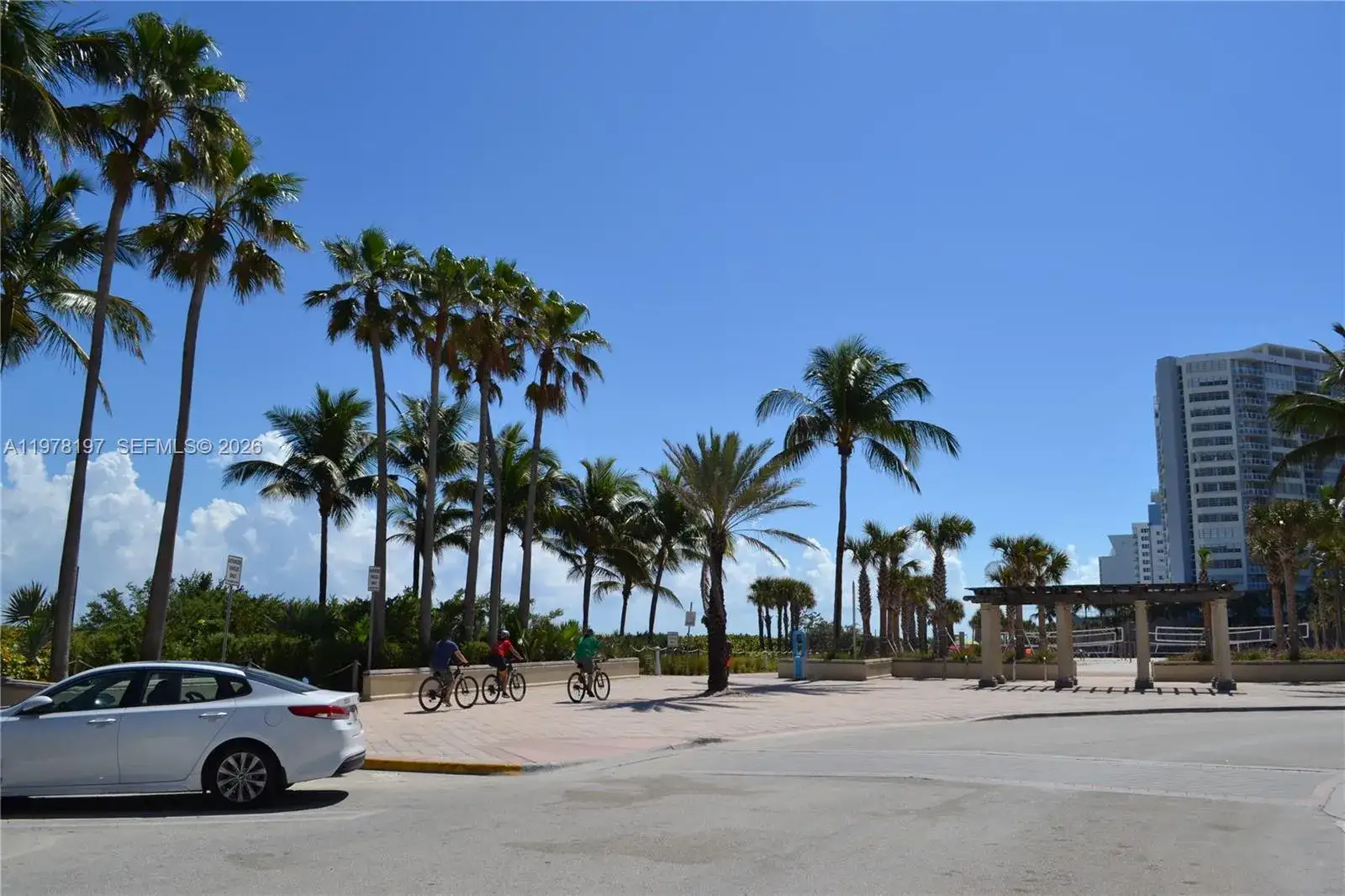 300 74th St # 5, Miami Beach FL 33141 photo 4