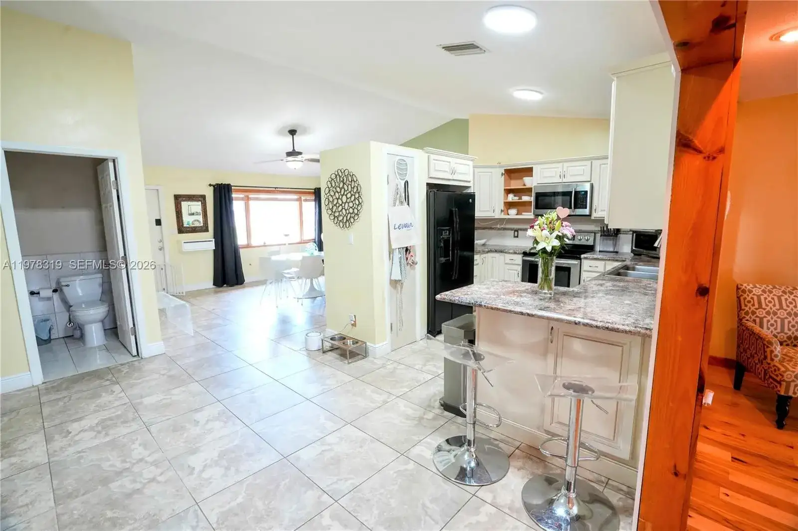 2304 SE 8TH TER, Cape Coral FL 33990 photo 4