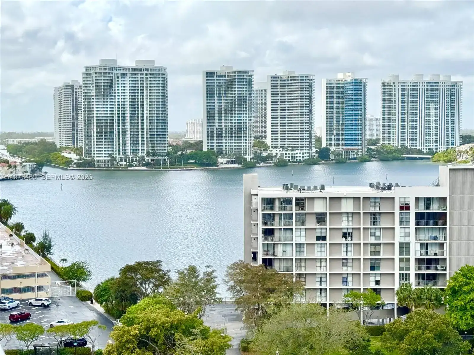 231 174th St # 1501, Sunny Isles Beach FL 33160 photo 4