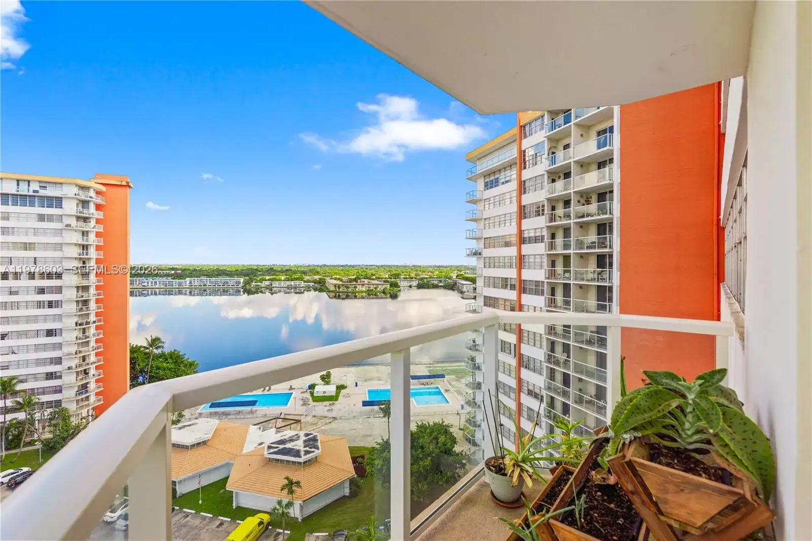 1351 NE Miami Gardens Dr # 1226E, Miami FL 33179 photo 3