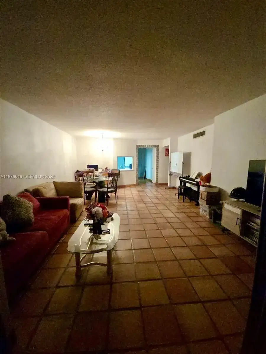 1750 NE 191st St # 3, Miami FL 33179 photo 5