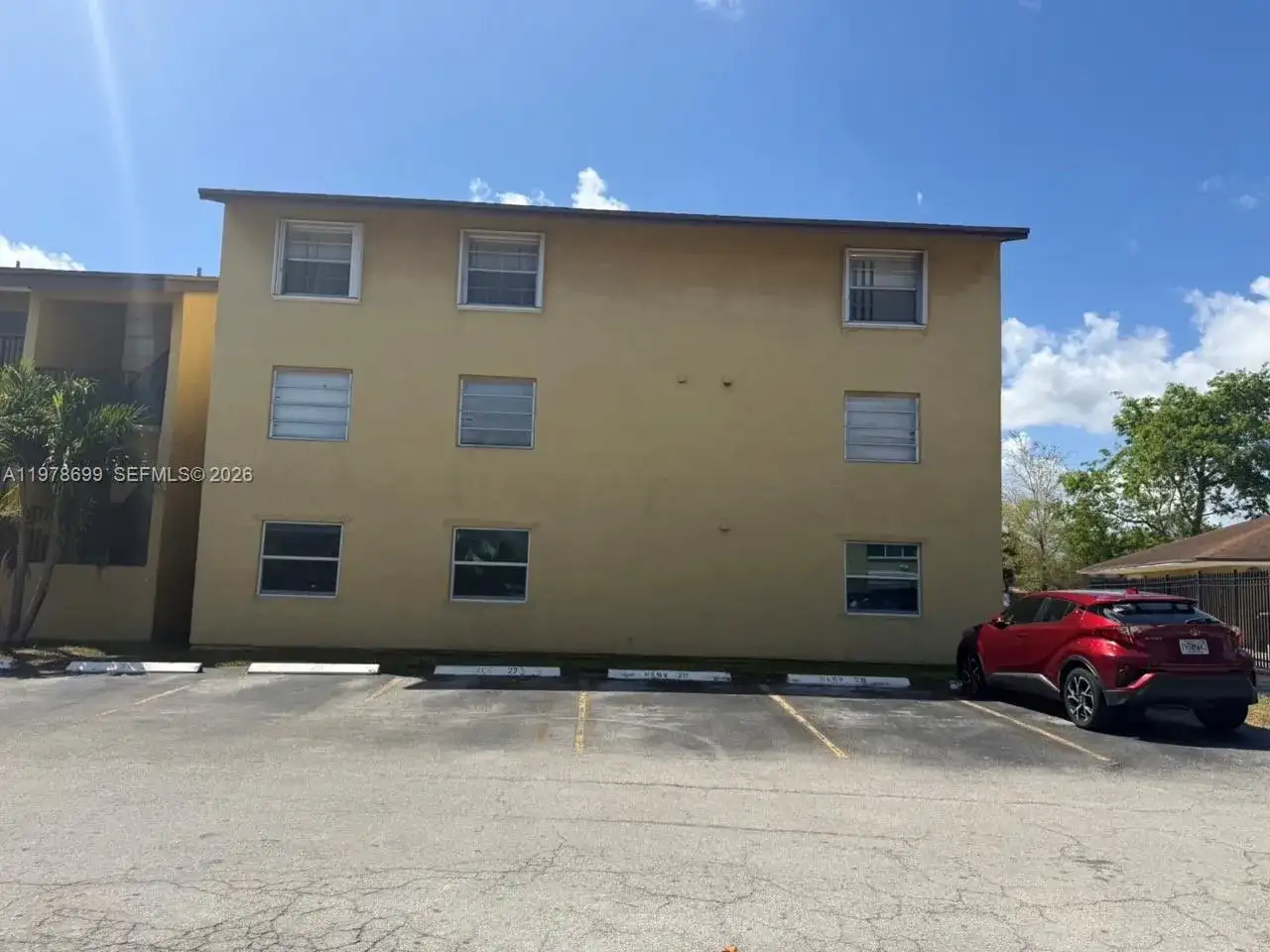 15470 SW 82nd Ln # 316, Miami FL 33193 photo 2