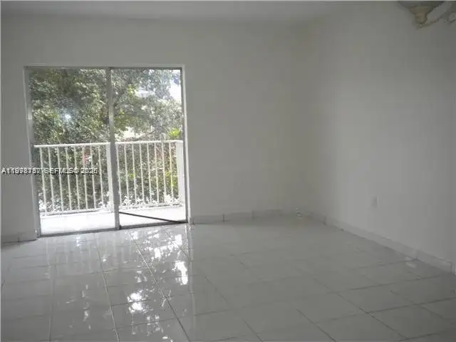 260 NW 107th Ave # 207, Miami FL 33172 photo 4