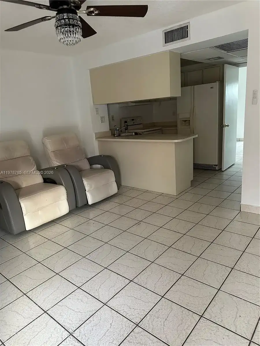 2194 W 60th St # 22213, Hialeah FL 33016 photo 3