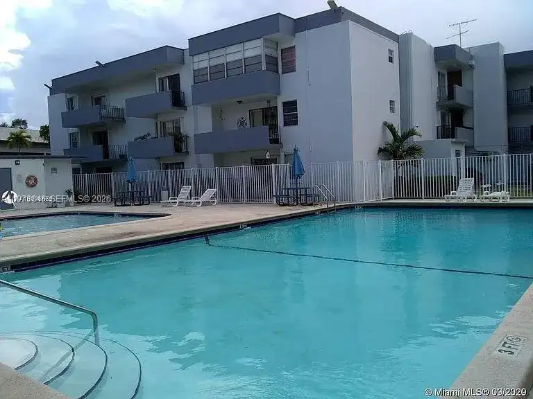 1800 SW 25th St # 2109, Miami FL 33133 photo 3