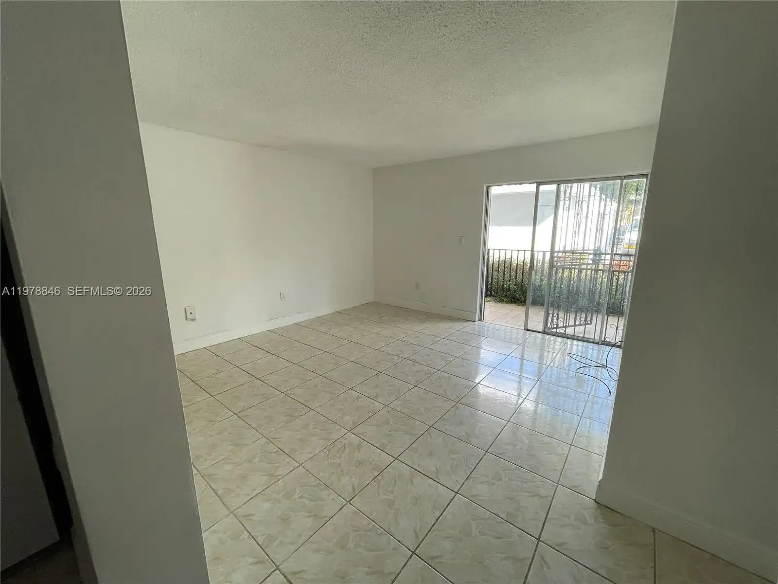 1800 SW 25th St # 2109, Miami FL 33133 photo 5