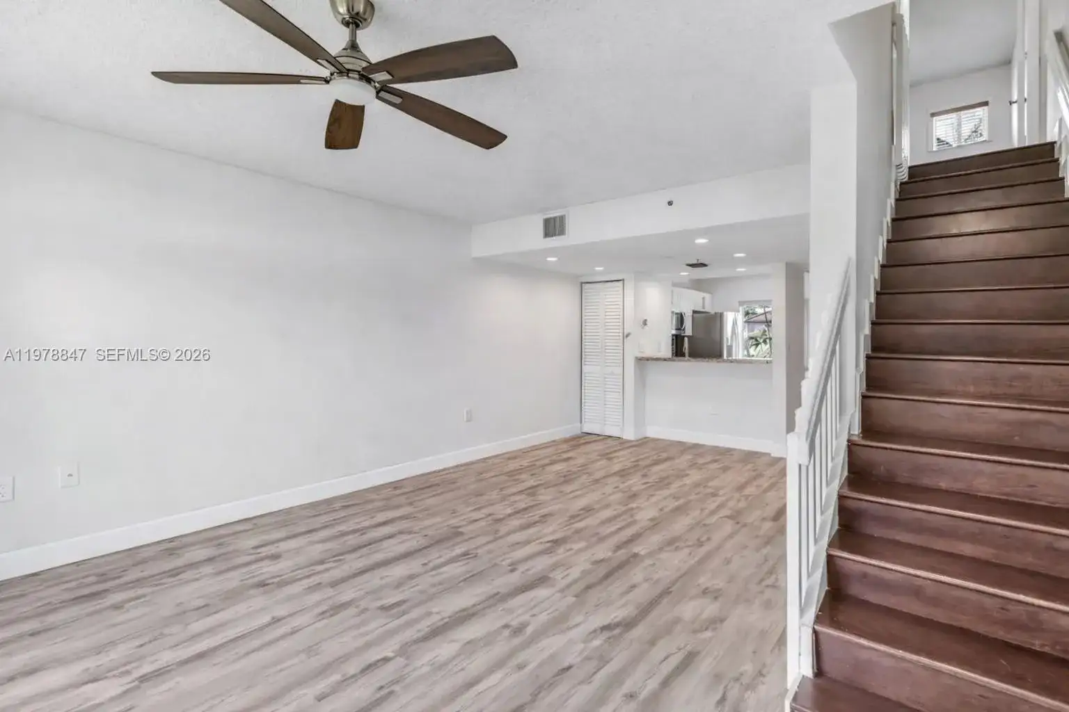 126 Riviera Cir, Weston FL 33326 photo 5