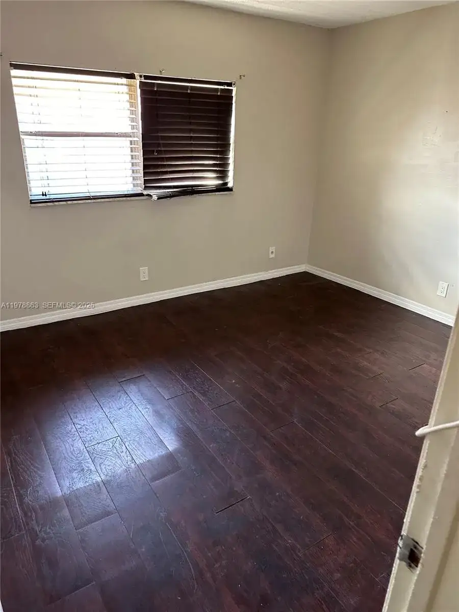5223 NW 27th St # 9B, Lauderhill FL 33313 photo 2