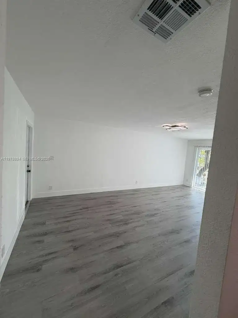 4271 NW 5th St # 129, Plantation FL 33317 photo 3