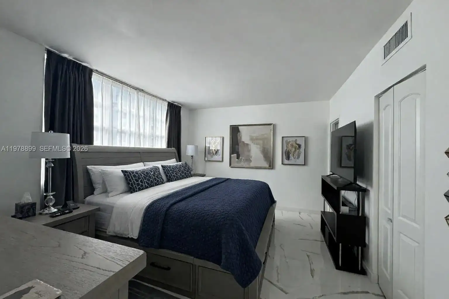 999 Brickell Bay Dr # 710, Miami FL 33131 photo 4