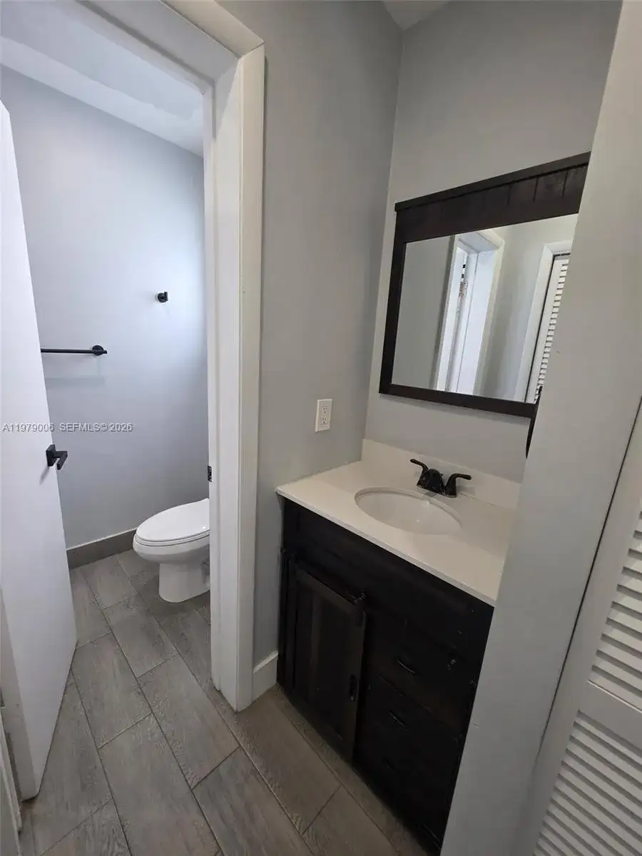 9321 SW 26th St # 1, Miami FL 33165 photo 4