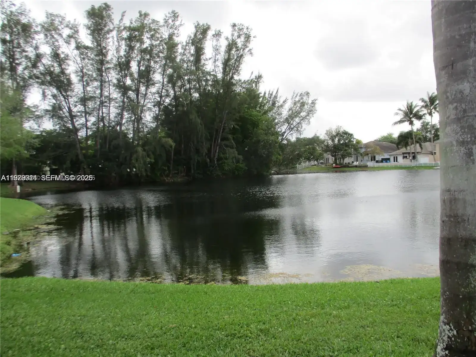 1760 Bayberry Dr, Pembroke Pines FL 33024 photo 5