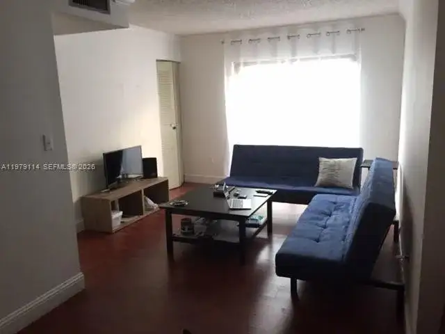 4021 Indian Creek Dr # 2B, Miami Beach FL 33140 photo 2