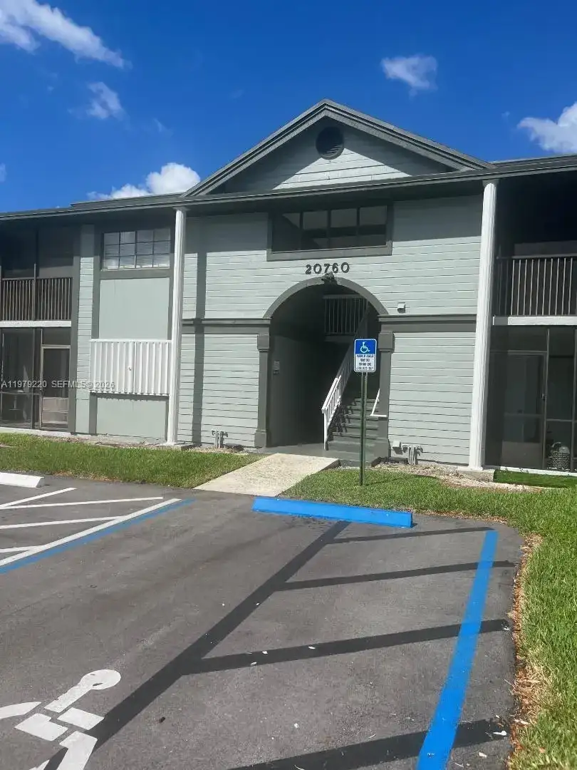 20760 NE 4th Ct # 207, Miami FL 33179 photo 2
