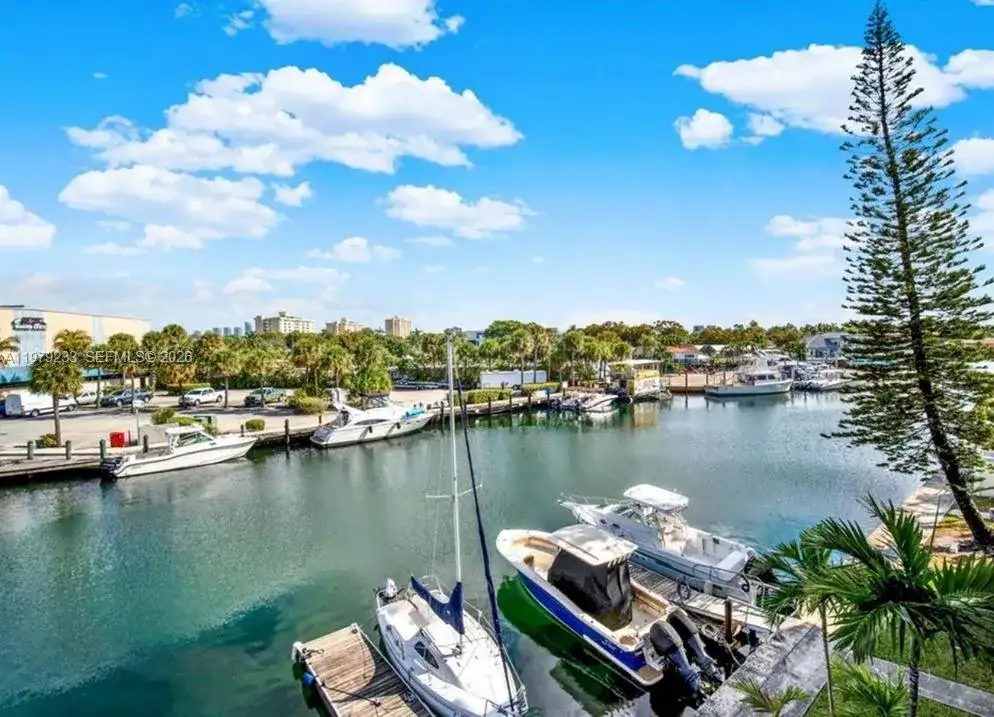 13155 NE Ixora Ct # 310, North Miami FL 33181 photo 3