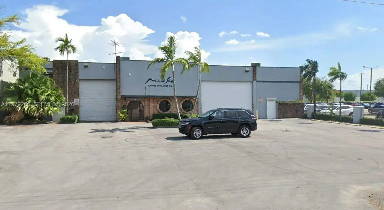 7480 NW 52nd St, Miami FL 33166 photo 2
