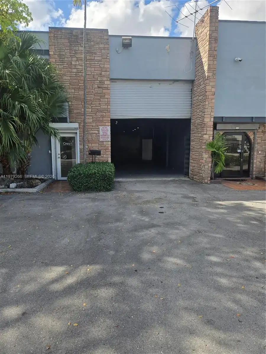 7480 NW 52nd St, Miami FL 33166 photo 5