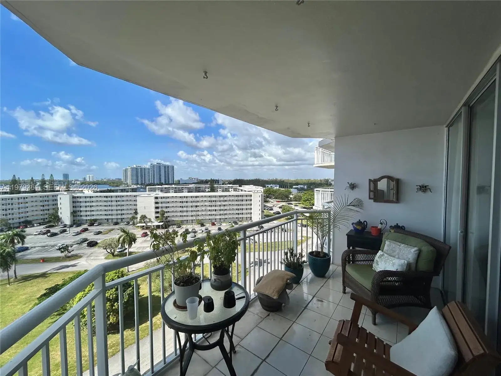 18031 Biscayne Blvd # 904, Aventura FL 33160 photo 5