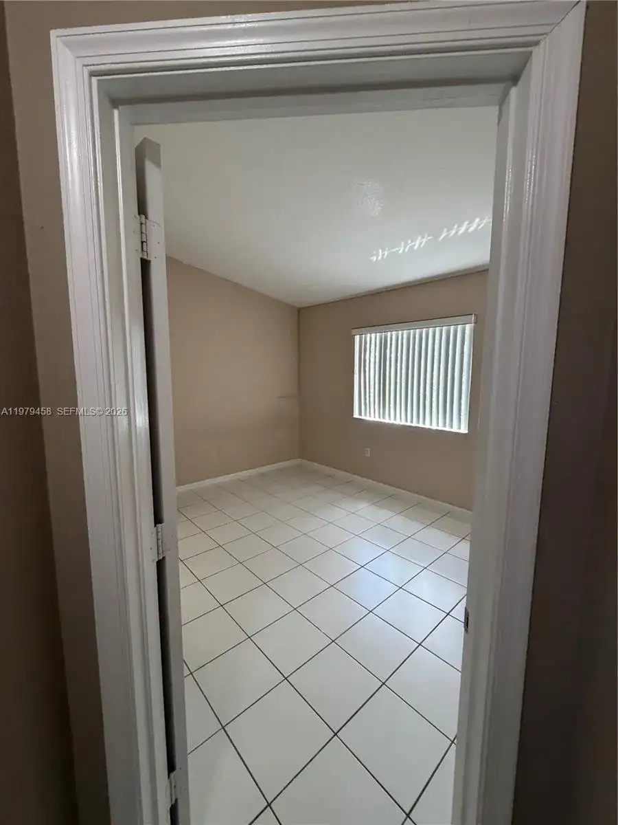 3780 N Jog Rd # 205, West Palm Beach FL 33411 photo 3