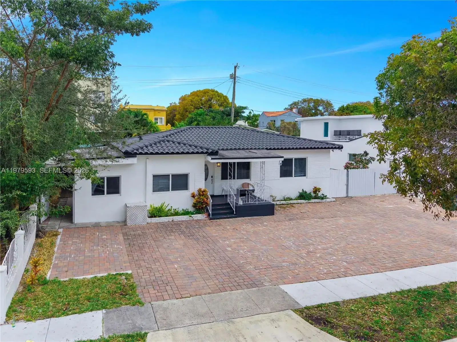 1761 SW 14th St, Miami FL 33145 photo 4