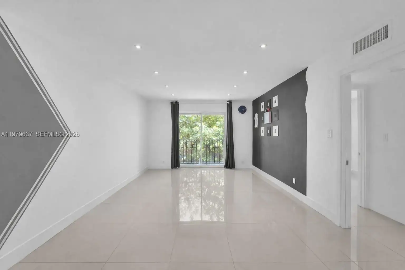 860 NE 78th St # 207, Miami FL 33138 photo 4