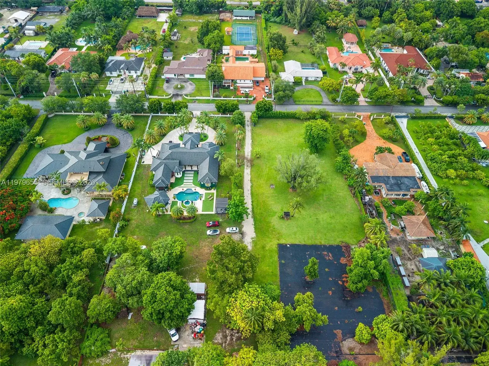 11950 SW 43rd St, Miami FL 33175 photo 4