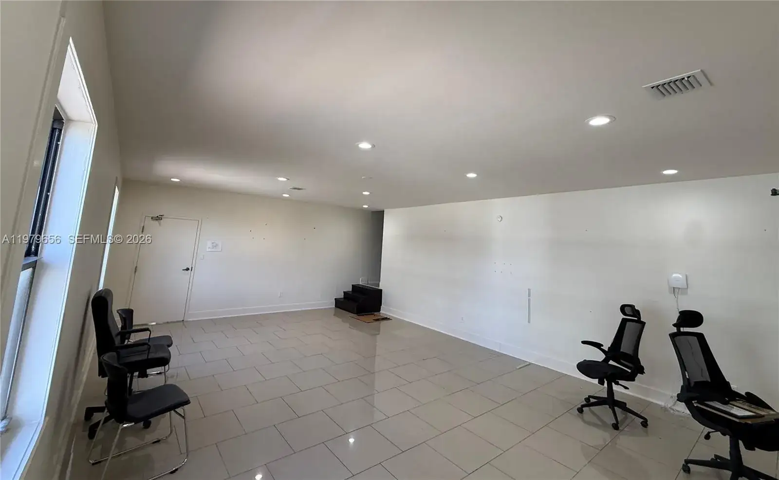 219 N 21st Ave, Hollywood FL 33020 photo 2
