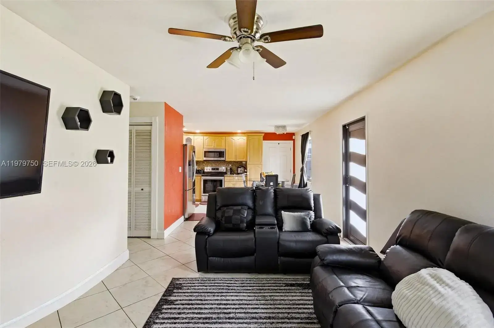 720 SW 81 Ter, North Lauderdale FL 33068 photo 2