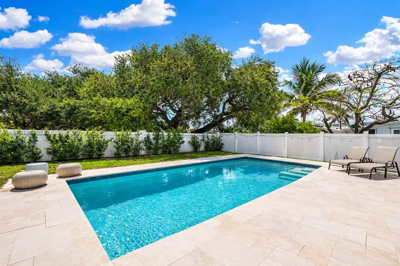 4980 Whispering Way, Dania Beach FL 33312 photo 2