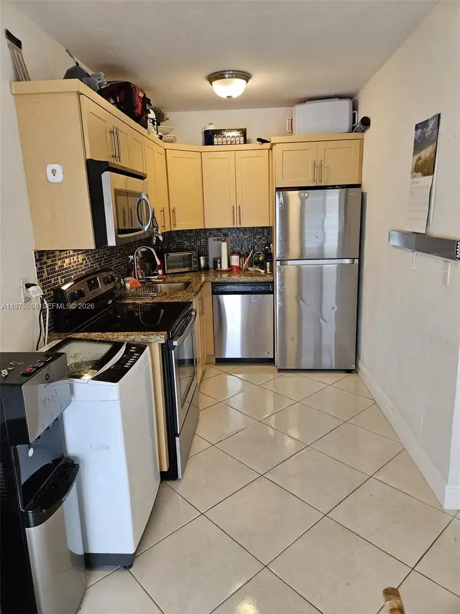 7400 Harding Ave # 22, Miami Beach FL 33141 photo 5